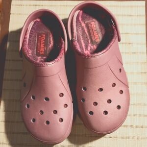 Skechers Foamie Purple Plush Lined slip-ons, Size 8 - 8.5, spongy and comfy